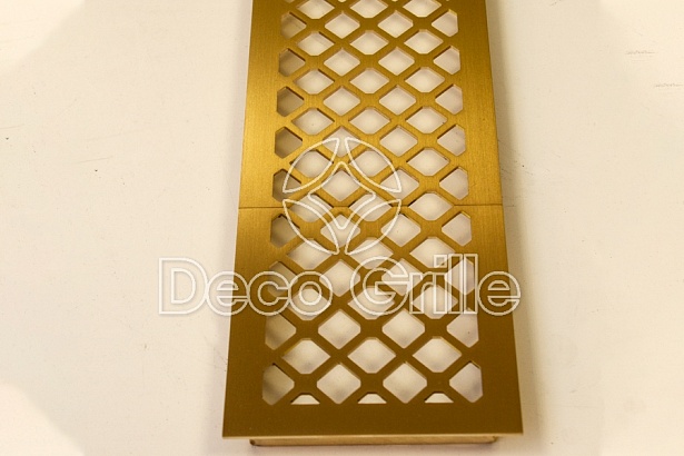 Декоративная решетка из латуни для подоконника DecoGrill